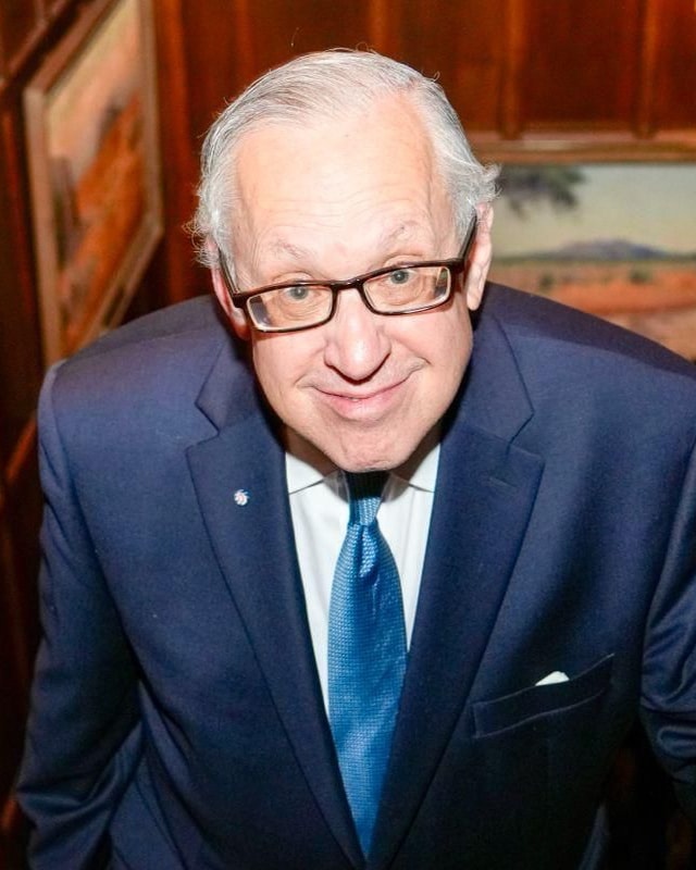 Leonard Levie